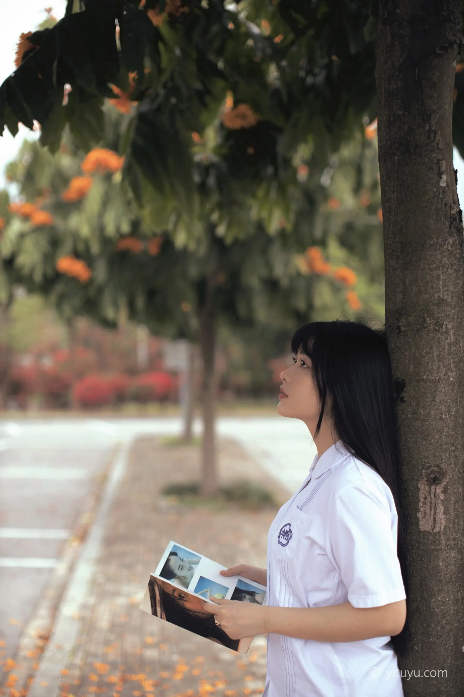 [YITUYU艺图语]2021.04.28 花季 黄子卿 [27P]插图